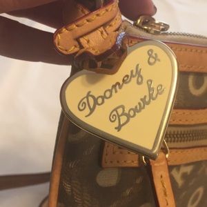 Dooney & Bourke